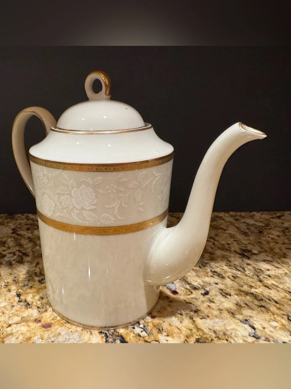 Mikasa Antique Lace White and Gold Coffee Pot with Lid Made in Japan #L5531